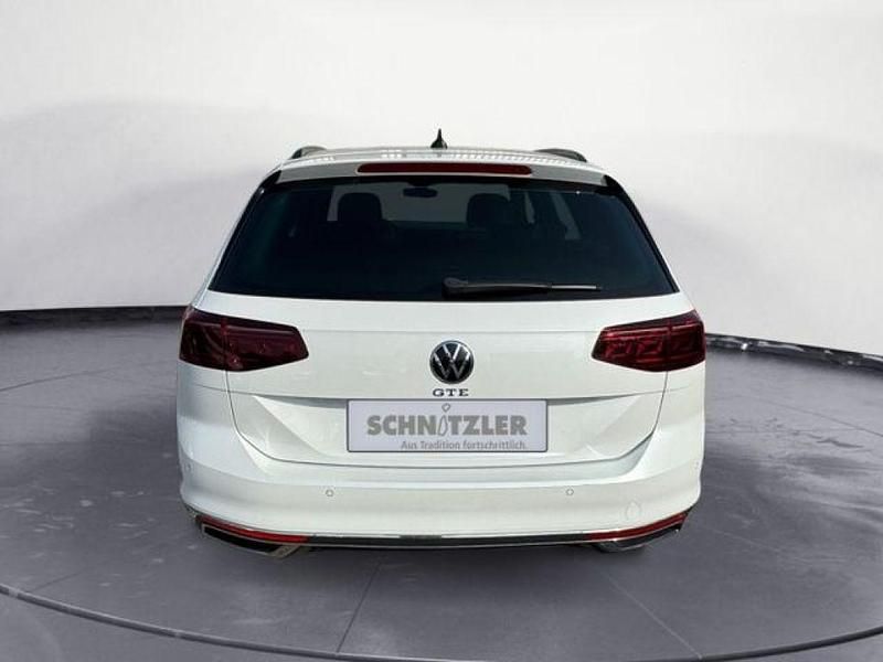 Gebraucht VW Passat R-line 218 PS (160 kW) 2020 Oryxwhite perlmutteffekt Kombi