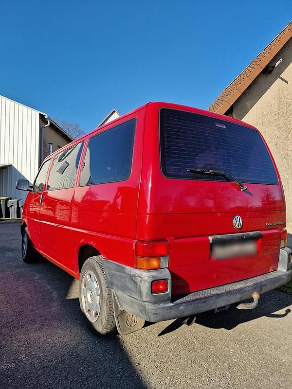 Gebraucht VW T4 84 PS (61 kW) 1998 Rot Van