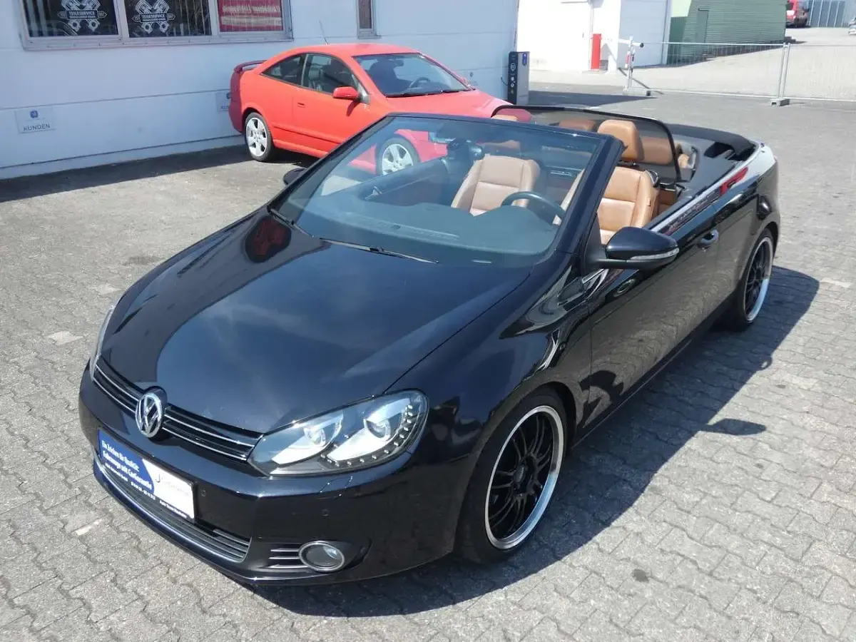 Gebraucht VW Golf 160 PS (117 kW) 2011 Schwarz Cabrio