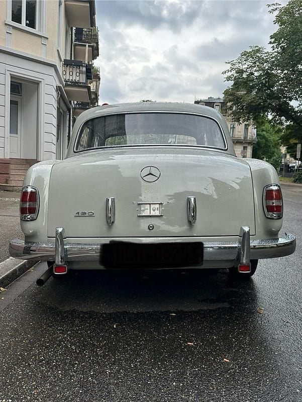 Grau Gebraucht 1957 Mercedes 190 Limousine | 22.900 € - Bild 1/4