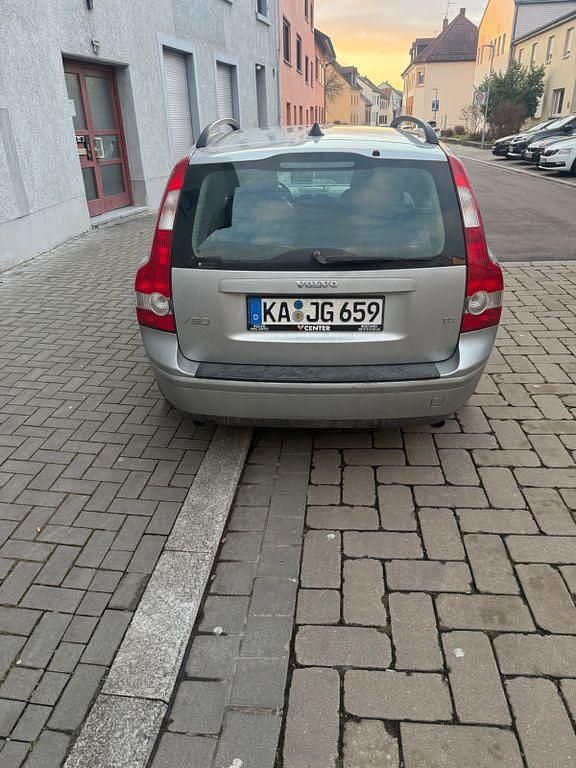 Gebraucht Volvo V50 Summum 220 PS (161 kW) 2006 Grau Kombi