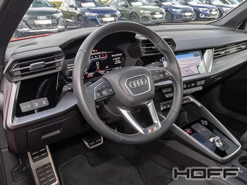 Gebraucht Audi S3 Ambiente 310 PS (228 kW) 2023 Tangorot metallic Limousine