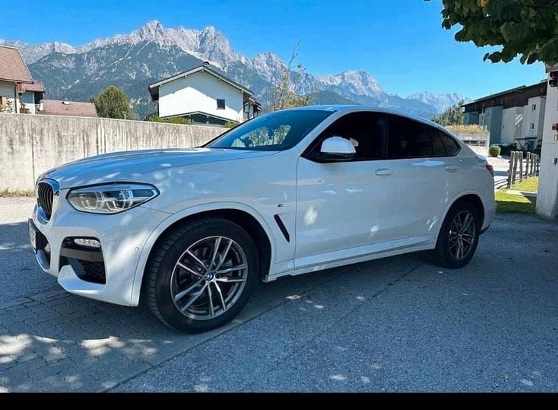 Weiß Gebraucht 2018 BMW X4 SUV | 24.000 € (Teuer) - Bild 1/4
