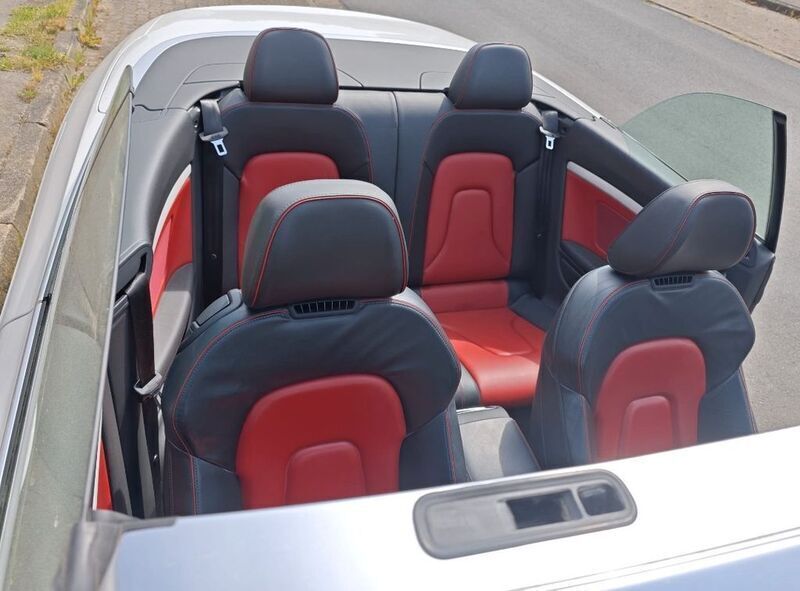 Weiß Gebraucht 2011 Audi A5 Cabriolet Exclusive Cabrio | 11.000 € (Fairer Preis) - Bild 1/4