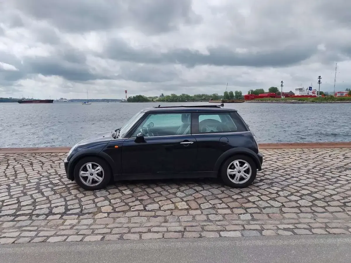 Occasion Mini Cooper 116 ch (85 kW) 2005 Noir Citadine