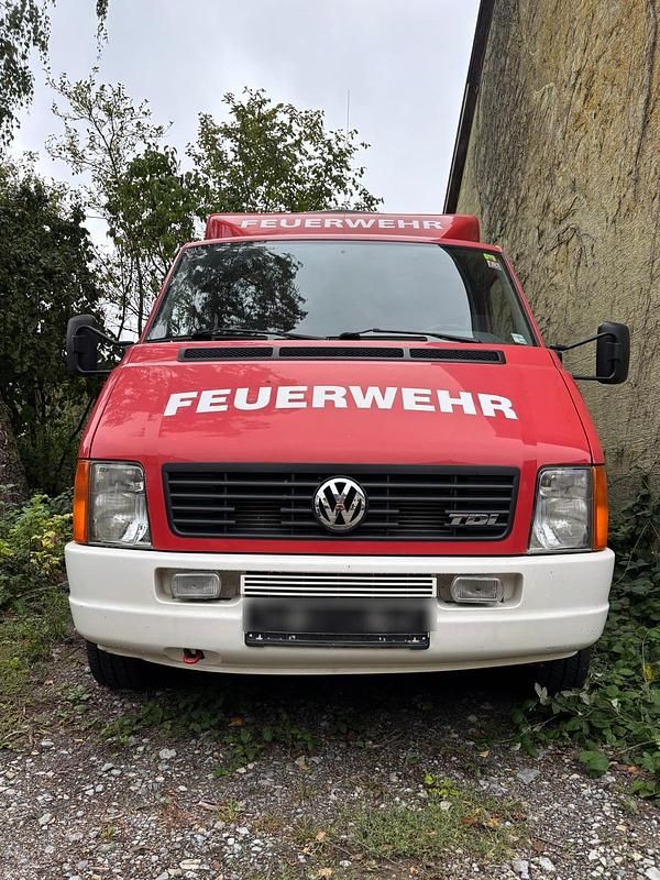 Rot Gebraucht 2001 VW LT Limousine | 9.500 € - Bild 1/4