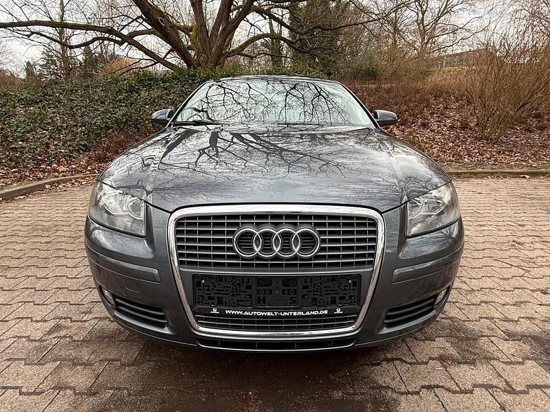 Gebraucht Audi A3 Attraction 116 PS (85 kW) 2006 Delfingrau metallic Kleinwagen