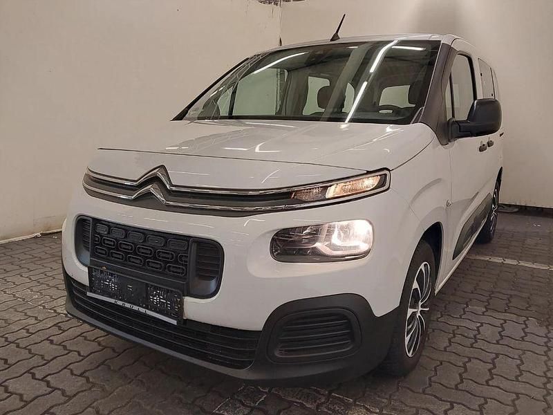 Weiß Gebraucht 2019 Citroën Berlingo Live Van / Kleinbus | 16.988 € (Etwas zu teuer) - Bild 1/4