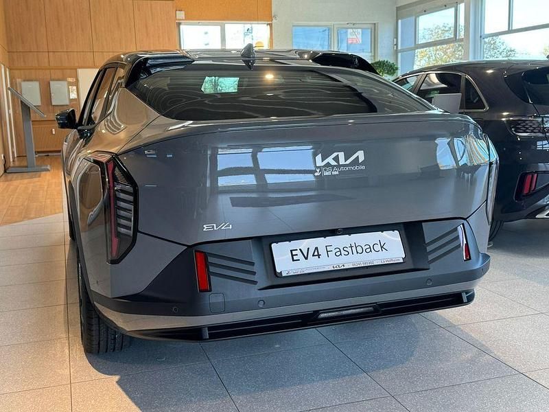 Neu Kia EV4 Earth 150 kW (204 PS) 2025 Schiefergrau metallic Limousine