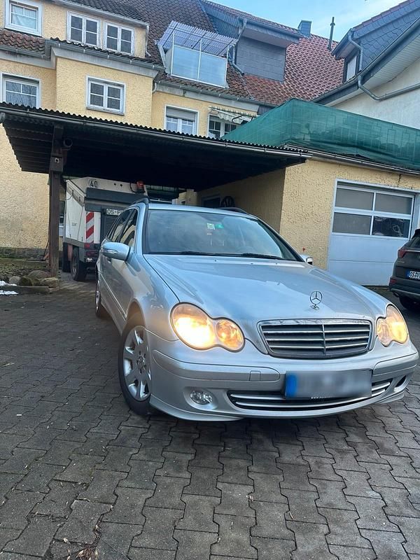 Gebraucht Mercedes C220 150 PS (110 kW) 2005 Grau Kombi