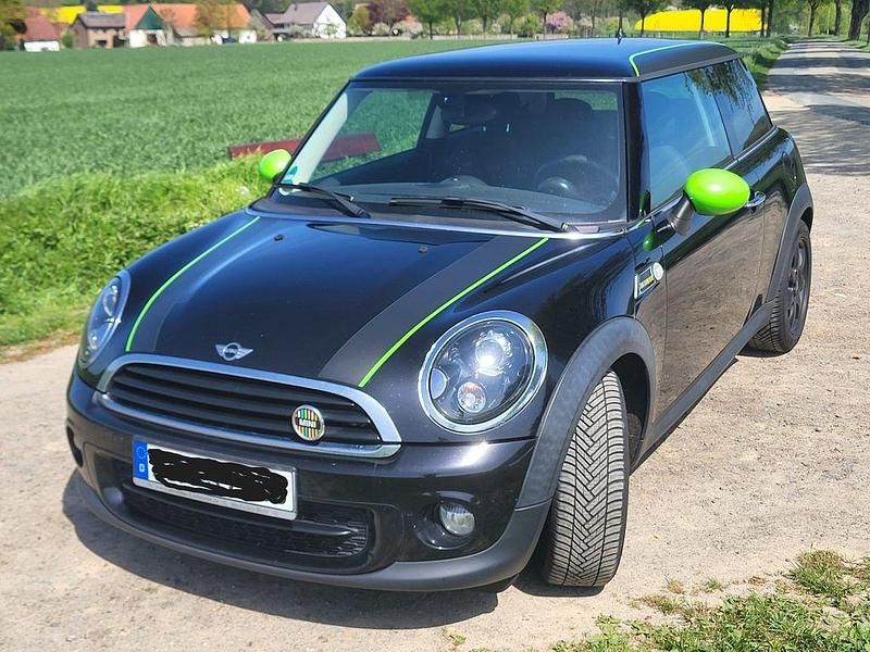 Second-hand Mini One D Brick Lane 90 CP (66 kW) 2013 Negru Hatchback