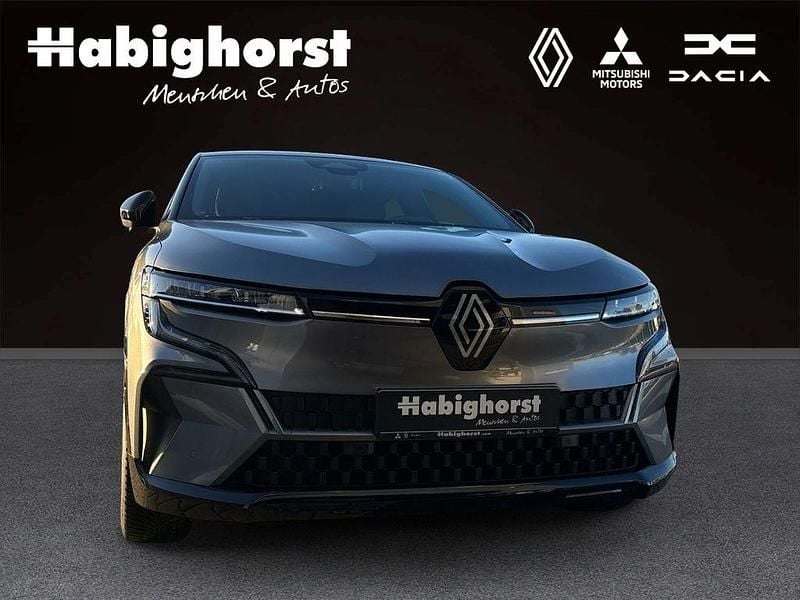 Grau Gebraucht 2022 Renault Mégane Techno Limousine | 22.900 € (Superpreis) - Bild 1/4