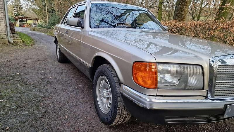 Gebraucht Mercedes S500 SE 231 PS (169 kW) 1985 Gold Limousine