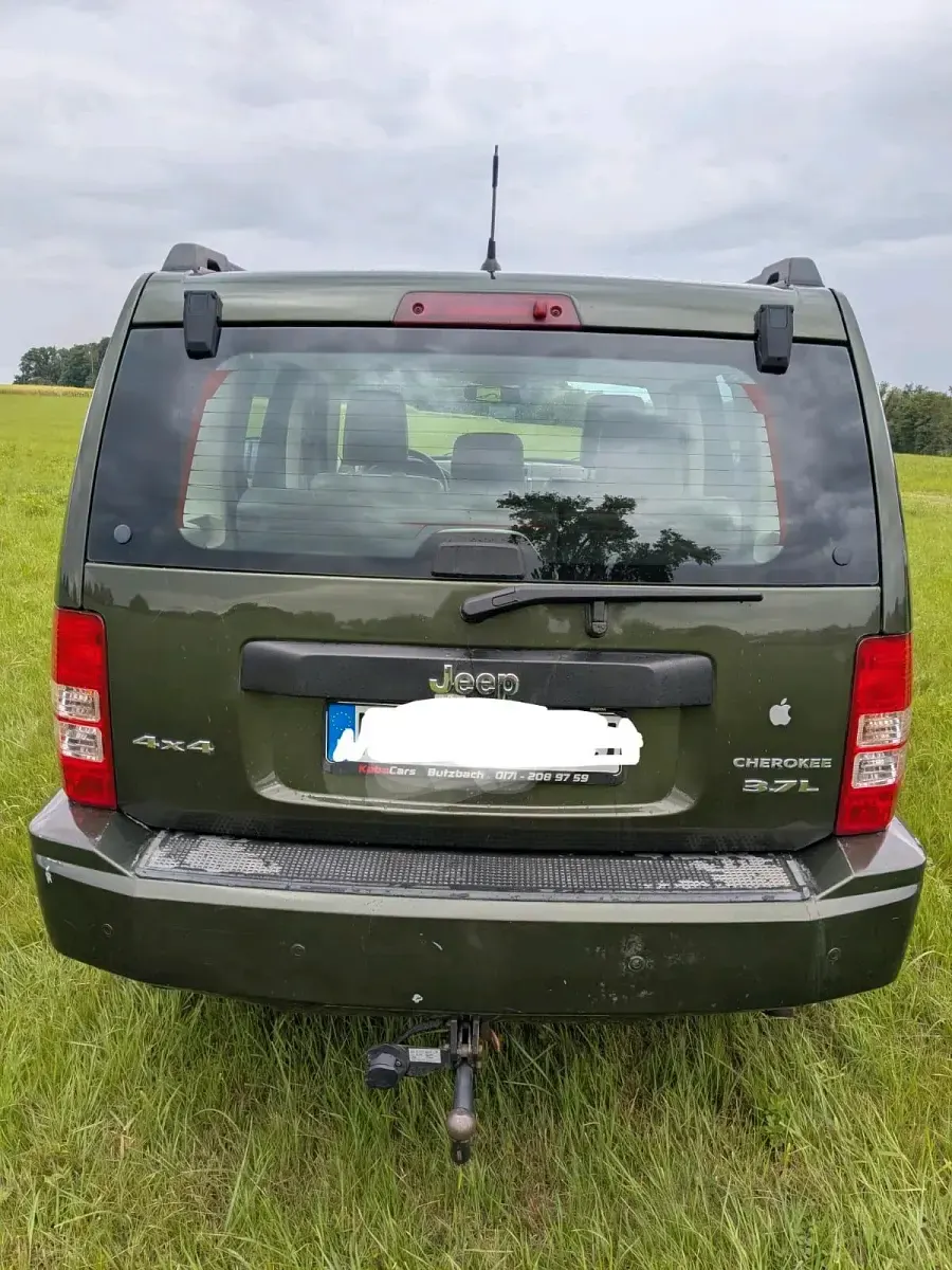 Gebraucht Jeep Cherokee 205 PS (150 kW) 2008 Grün SUV
