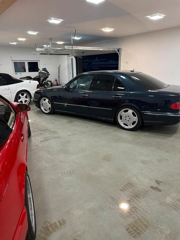 Gebraucht 2001 Mercedes E55 AMG AMG Limousine | 19.900 € (Fairer Preis) - Bild 1/4