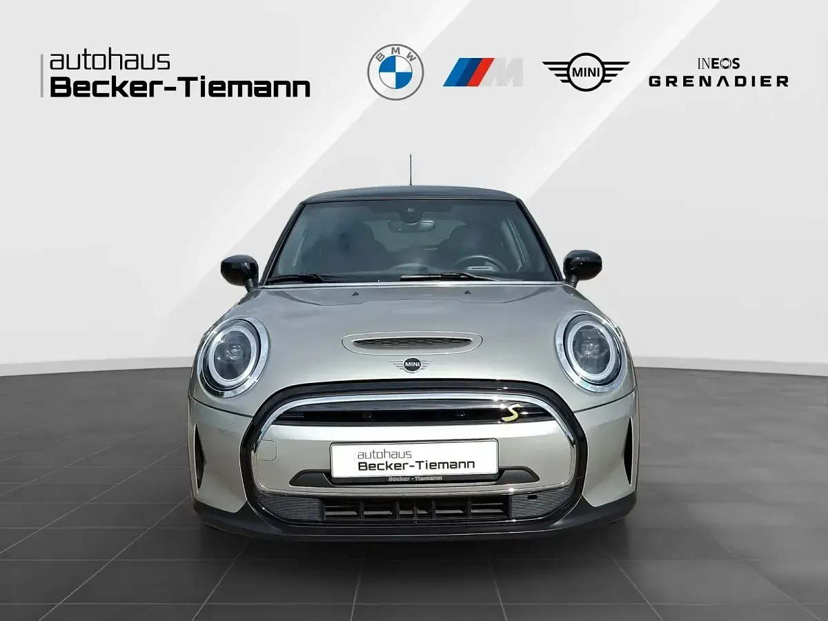 Gebraucht Mini Cooper SE Classic 135 kW (184 PS) 2023 Grau Kleinwagen