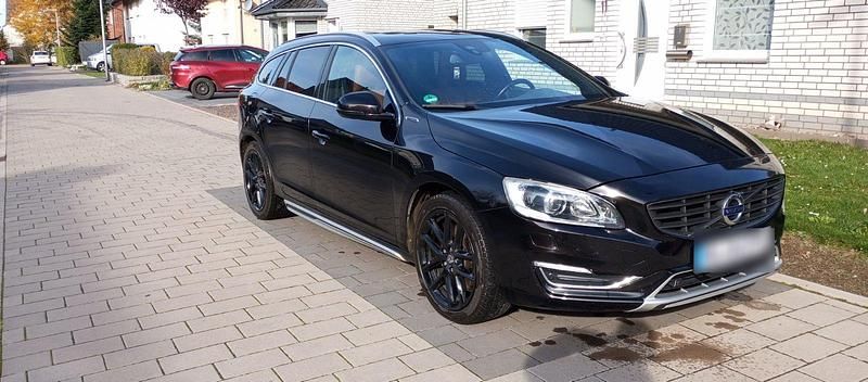Gebraucht Volvo V60 288 PS (211 kW) 2013 Schwarz Kombi