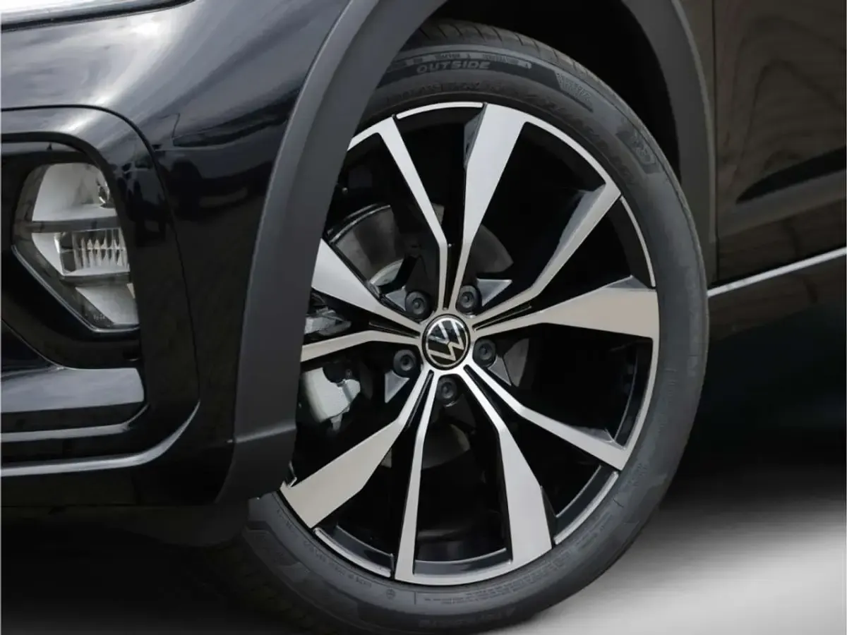 Neu VW Taigo R-line 116 PS (85 kW) 2026 Deep black perleffekt SUV