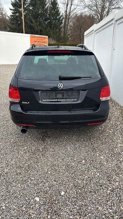 Gebraucht VW Golf VI Comfortline 105 PS (77 kW) 2011 Schwarz Kleinwagen