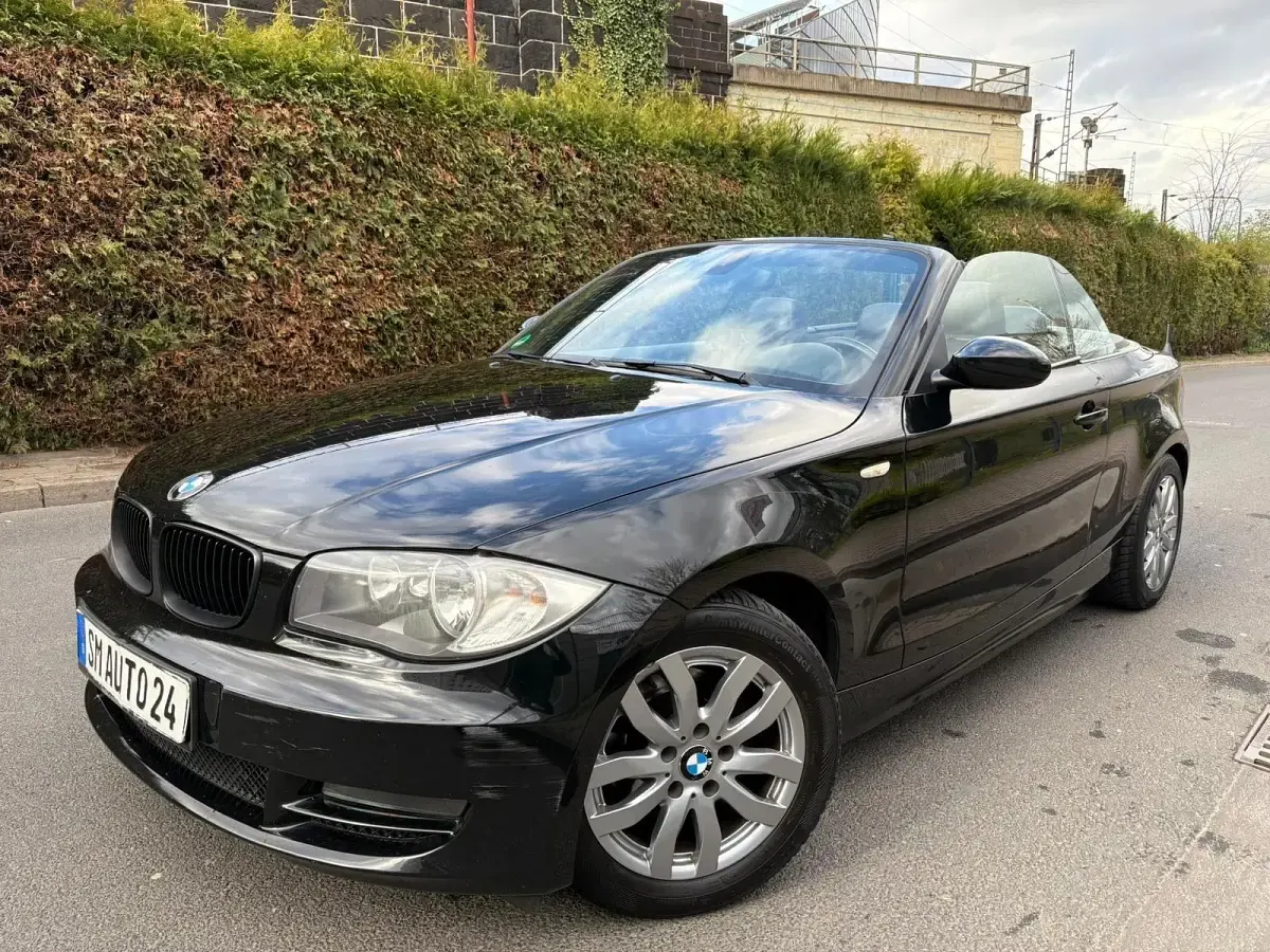 Gebraucht BMW 118 Cabriolet 143 PS (105 kW) 2008 Schwarz Cabrio