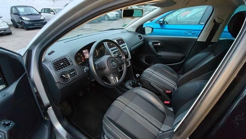 Gebraucht VW Polo Match 90 PS (66 kW) 2012 Silber Kleinwagen