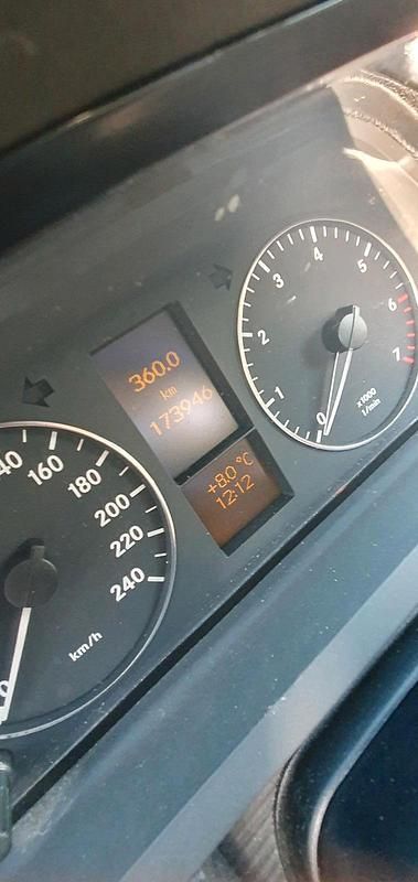 Gebraucht Mercedes A150 95 PS (69 kW) 2009 Grau Kleinwagen