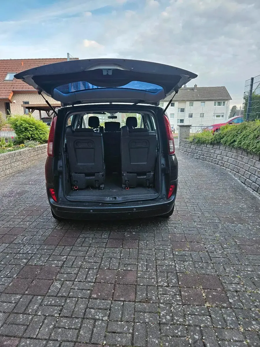 Używany Renault Espace 150 KM (110 kW) 2009 Czarny Minivan