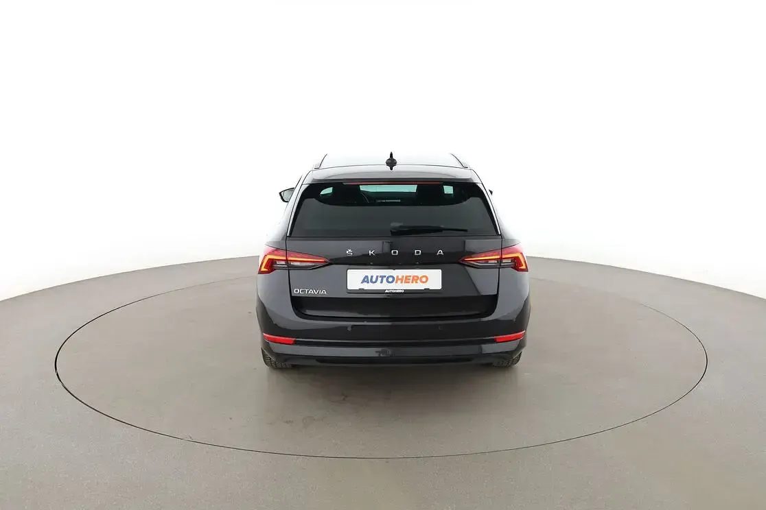Gebraucht Skoda Octavia First Edition 150 PS (110 kW) 2020 Schwarz Kombi