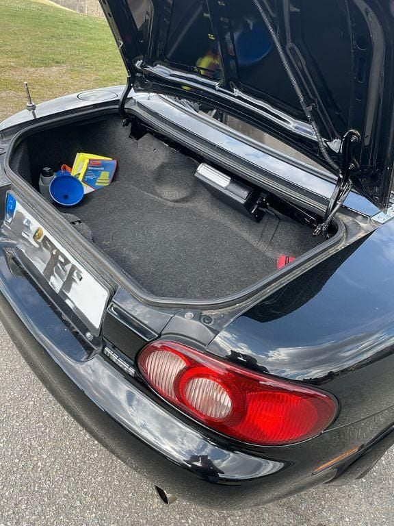 Gebraucht Mazda MX5 110 PS (80 kW) 2004 Schwarz Cabrio