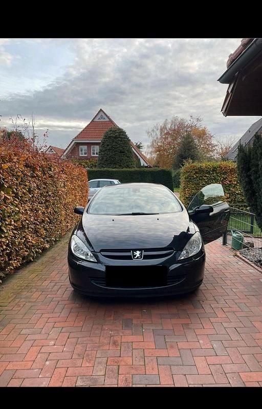 Schwarz Gebraucht 2004 Peugeot 307 CC Cabrio | 1.250 € (Guter Preis) - Bild 1/4