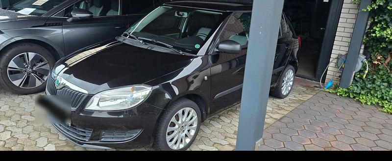 Gebraucht Skoda Fabia Cool Edition 60 PS (44 kW) 2011 Schwarz Kleinwagen