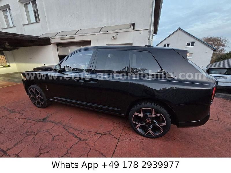 Neu Rolls Royce Cullinan 600 PS (441 kW) 2025 Schwarz SUV