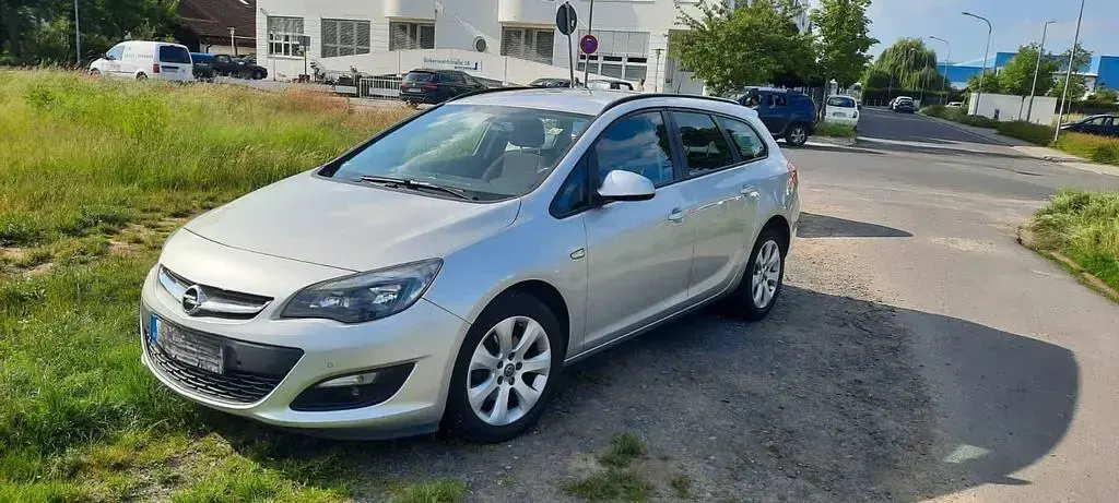 Usata Opel Astra Selection 110 CV (80 kW) 2015 Grigio Station wagon
