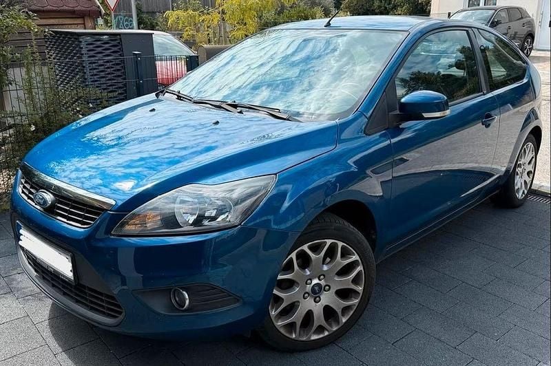Blau Gebraucht 2008 Ford Focus Limousine | 1.000 € (Superpreis) - Bild 1/4