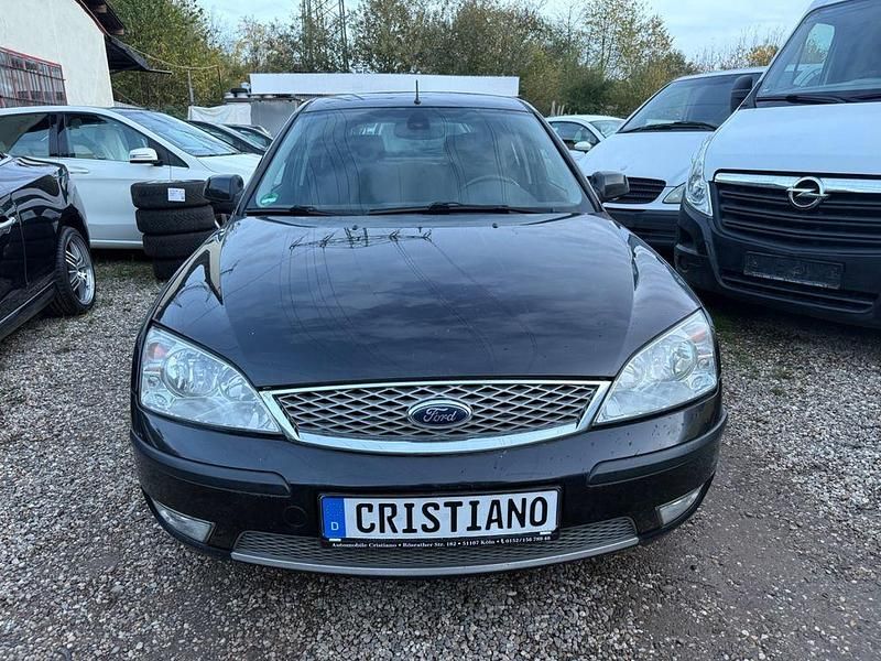 Schwarz Gebraucht 2007 Ford Mondeo Ghia Limousine | 1.699 € (Fairer Preis) - Bild 1/4