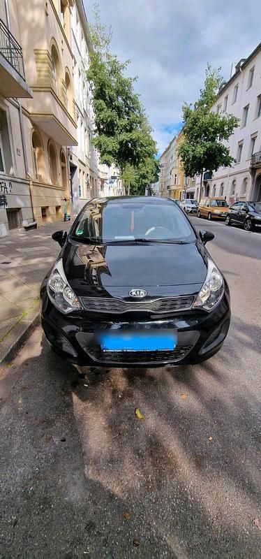 Schwarz Gebraucht 2012 Kia Rio Kleinwagen | 3.000 € (Guter Preis) - Bild 1/4