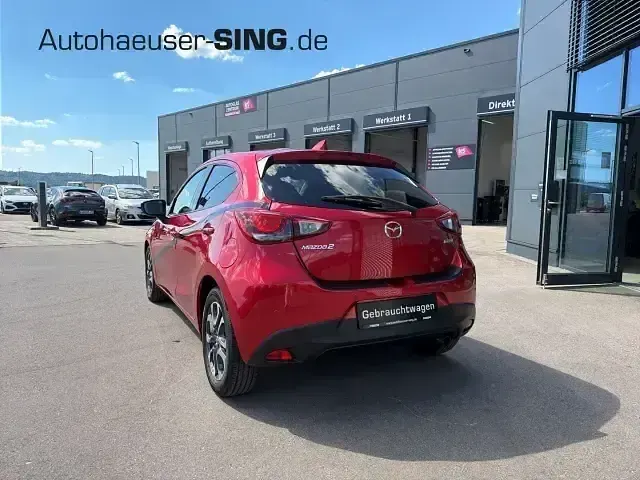 Gebraucht Mazda 2 Go 90 PS (66 kW) 2017 Rot Limousine