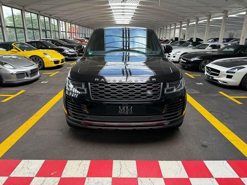 Schwarz Gebraucht 2019 Land Rover Range Rover Vogue SUV | 55.700 € (Etwas zu teuer) - Bild 1/4