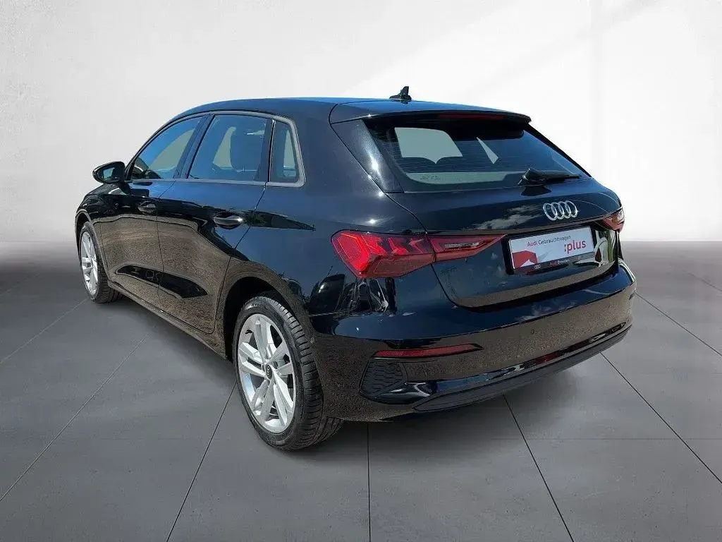 Gebraucht Audi A3 150 PS (110 kW) 2022 Brillantschwarz Limousine