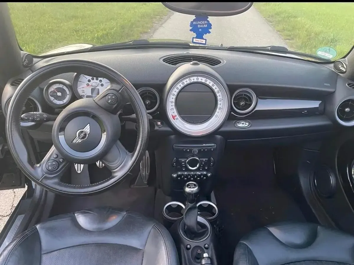 Gebraucht Mini Cooper Cabriolet 184 PS (135 kW) 2011 Schwarz Cabrio