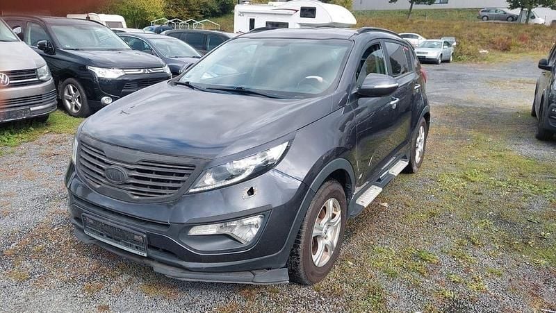 Grau Gebraucht 2011 Kia Sportage Attract SUV | 4.500 € (Guter Preis) - Bild 1/4