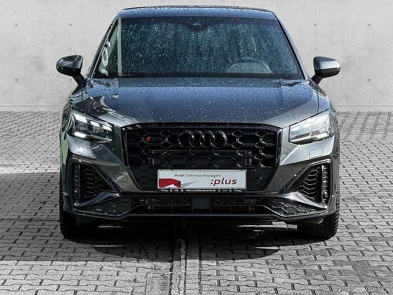 Gebraucht Audi SQ2 Ambiente 300 PS (220 kW) 2025 Daytonagrau perleffekt SUV