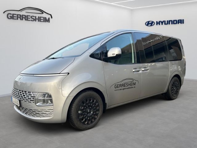 Shimmering silver / met Gebraucht 2024 Hyundai Staria Prime Van | 51.987 € (Teuer) - Bild 1/4