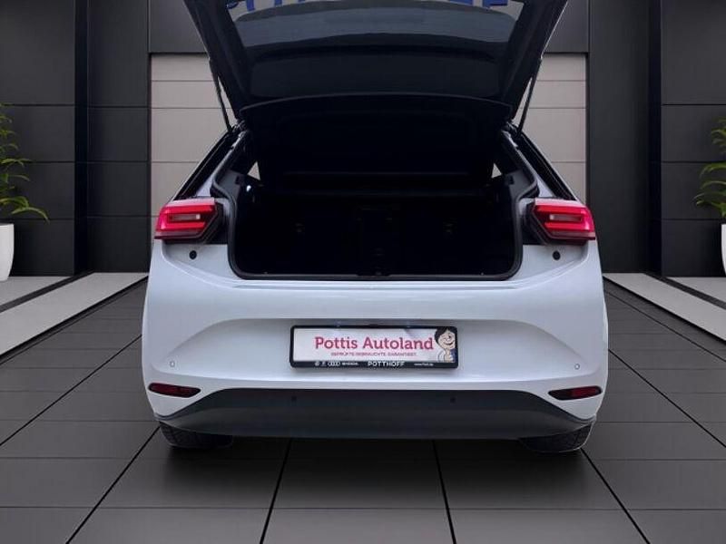 Gebraucht VW ID.3 Pro 150 kW (204 PS) 2023 Weiss Kleinwagen