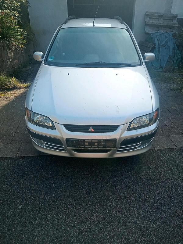 Silber Gebraucht 2003 Mitsubishi Space Star Van / Kleinbus | 295 € (Superpreis) - Bild 1/4