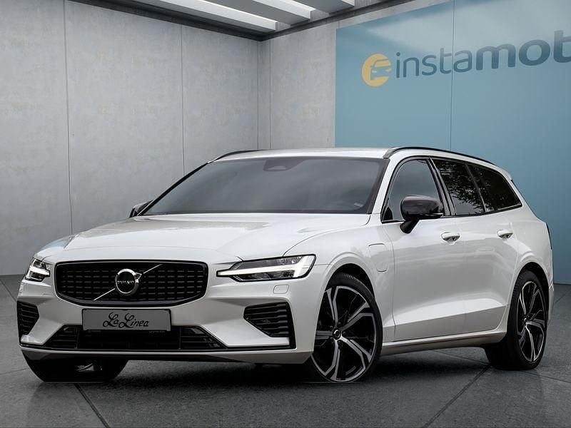 Weiß Gebraucht 2024 Volvo V60 Kombi | 44.849 € (Fairer Preis) - Bild 1/4