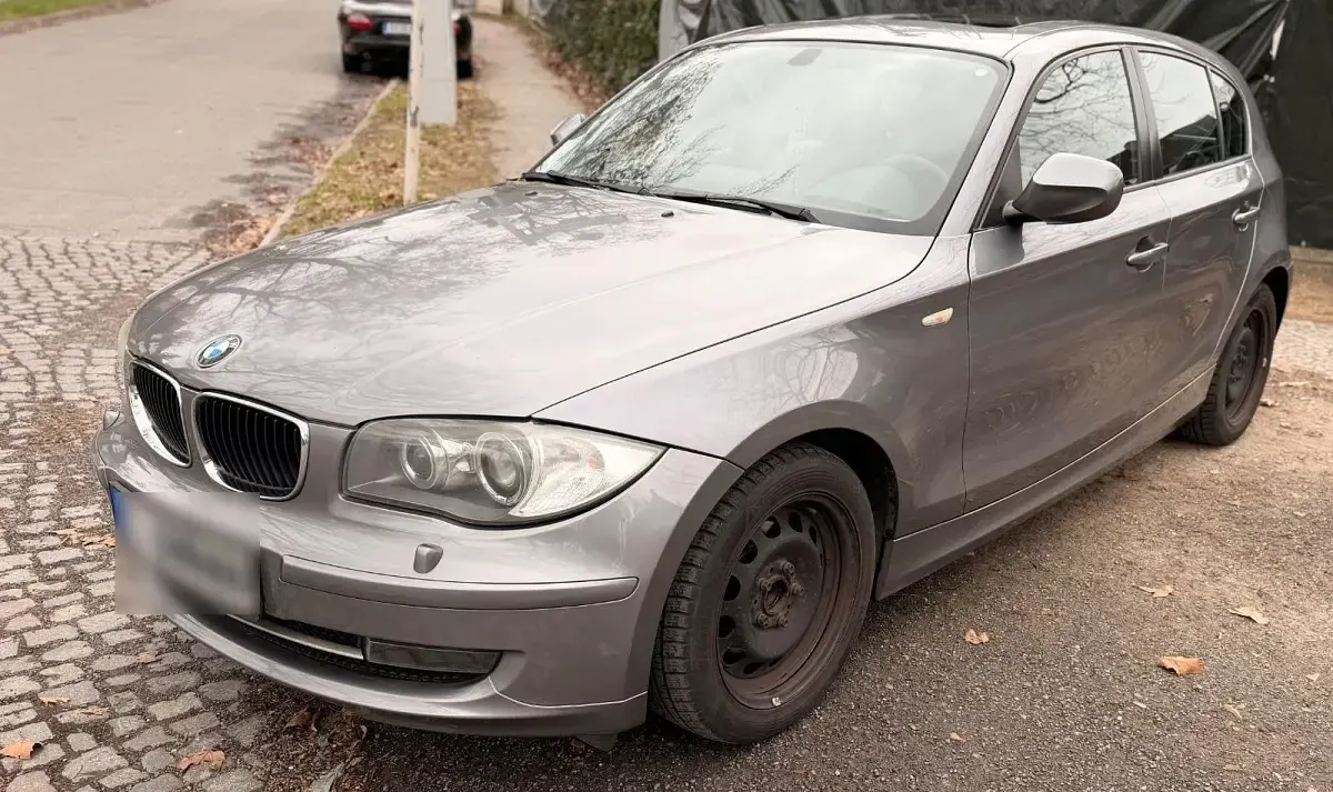 Gebraucht BMW 116 122 PS (89 kW) 2011 Silber Kleinwagen
