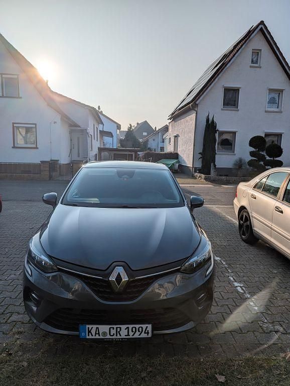 Gebraucht Renault Clio V Experience 101 PS (74 kW) 2020 Grau Limousine