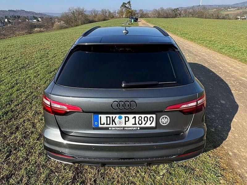 Gebraucht Audi A4 S-Line 163 PS (119 kW) 2020 Grau Kombi