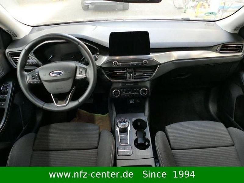 Gebraucht Ford Focus Titanium 120 PS (88 kW) 2021 Grau Kombi
